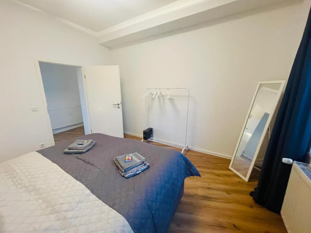 Modern * Gemuetlich * Nespresso * Terrasse * Netflix Apartment Дуйсбург Екстериор снимка