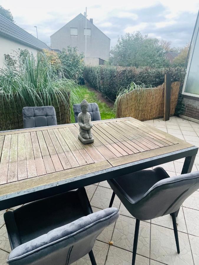 Modern * Gemuetlich * Nespresso * Terrasse * Netflix Apartment Дуйсбург Екстериор снимка