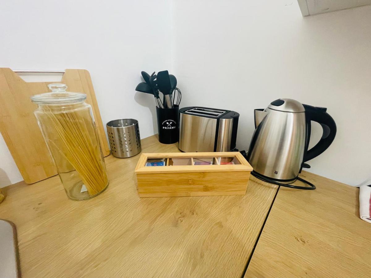 Modern * Gemuetlich * Nespresso * Terrasse * Netflix Apartment Дуйсбург Екстериор снимка